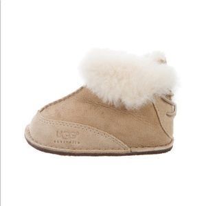 Toddler size Small chestnut Ugg Boo Booties